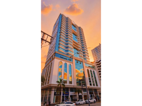 Avenida Nereu Ramos  - 3137 - Apto. 901 - Meia Praia